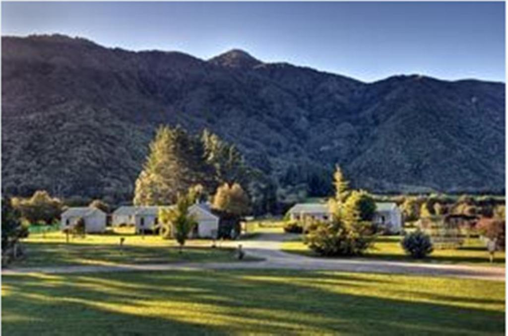 Smiths Farm Holiday Park Linkwater Extérieur photo